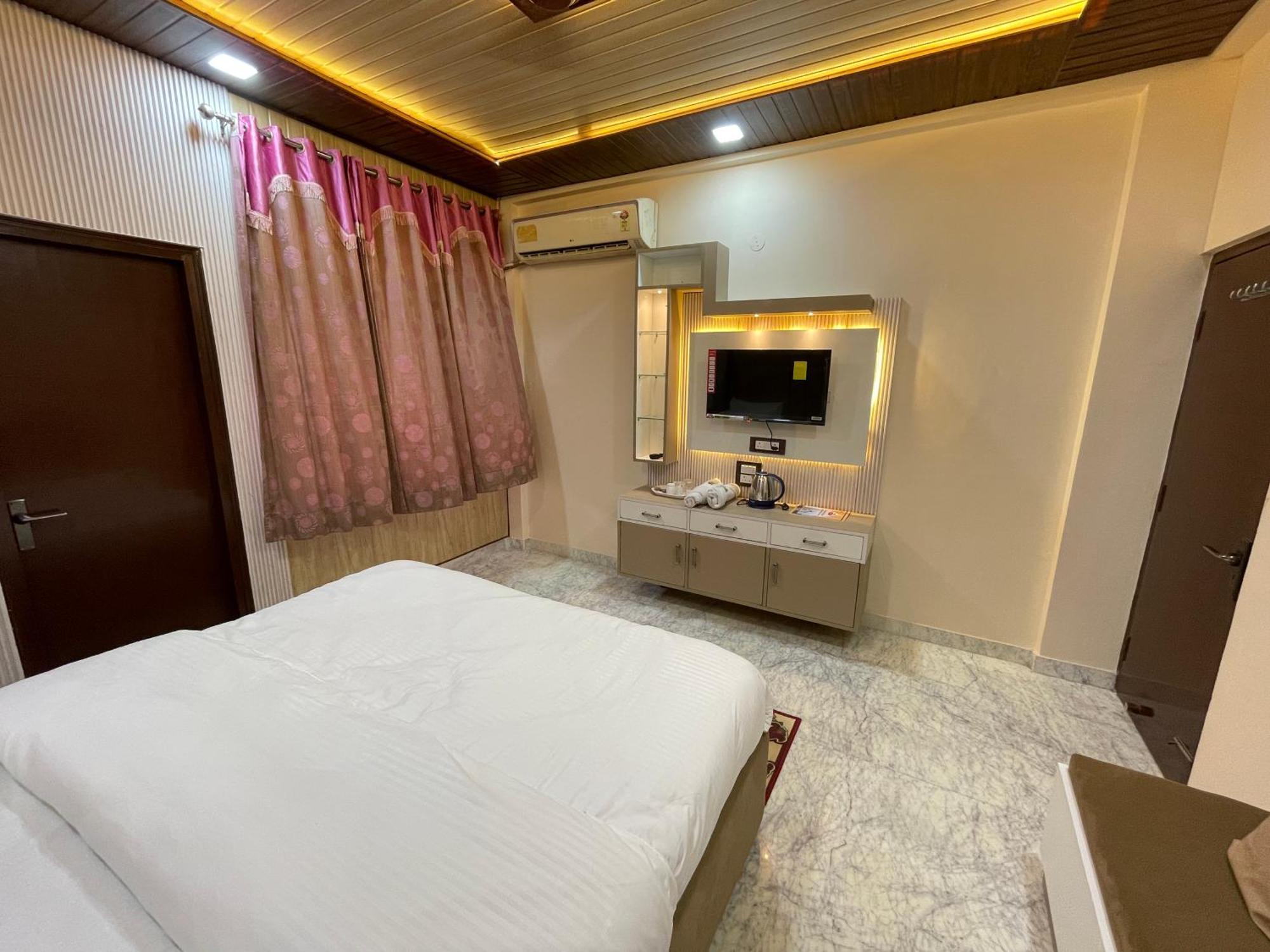 Appartement The Marigold Bliss à Agra  Extérieur photo