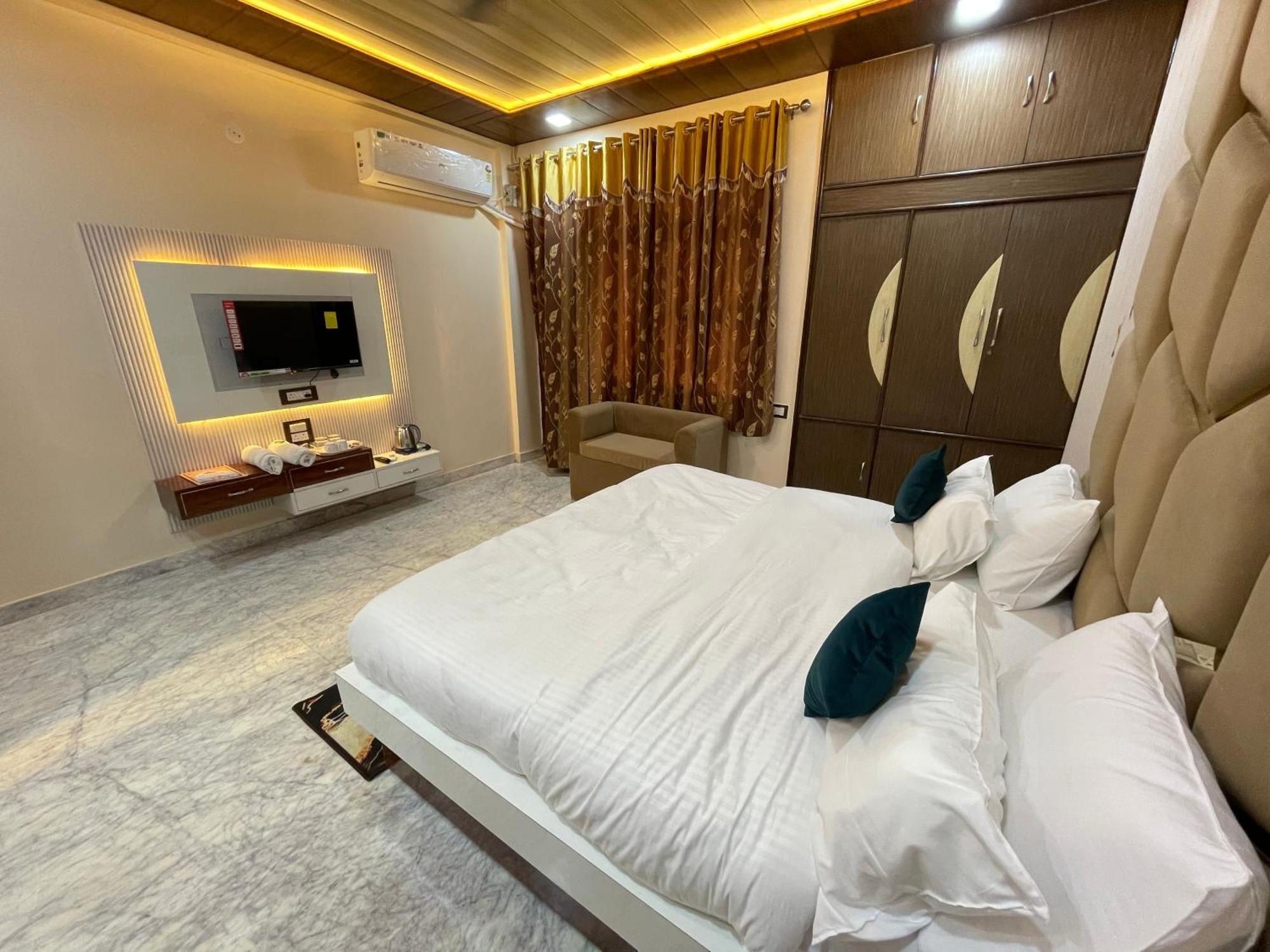 Appartement The Marigold Bliss à Agra  Extérieur photo