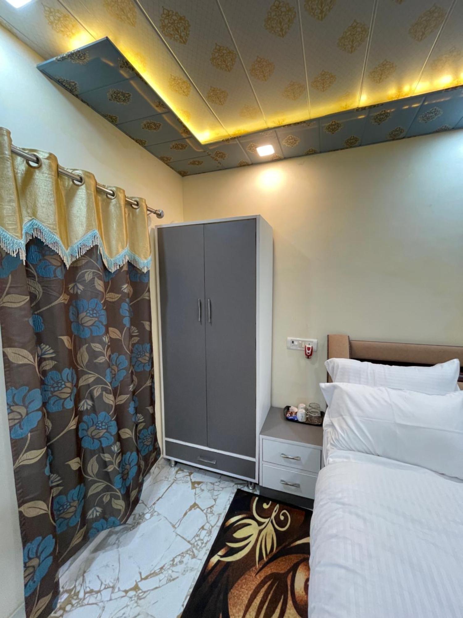 Appartement The Marigold Bliss à Agra  Extérieur photo